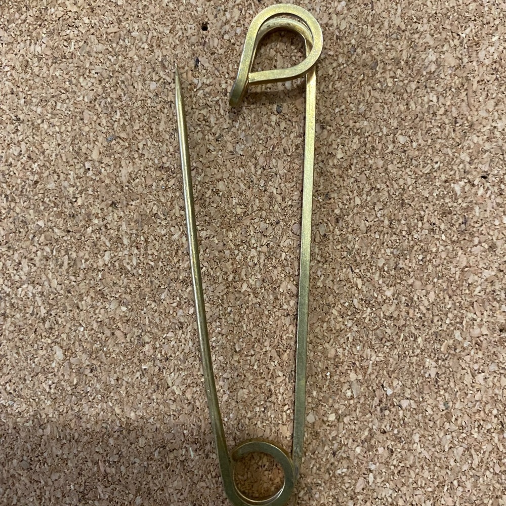 Super cute fashion safety pin